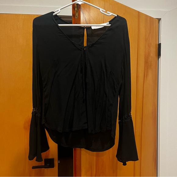 Astr Black Bell Sleeve Blouse - Picture 1 of 8